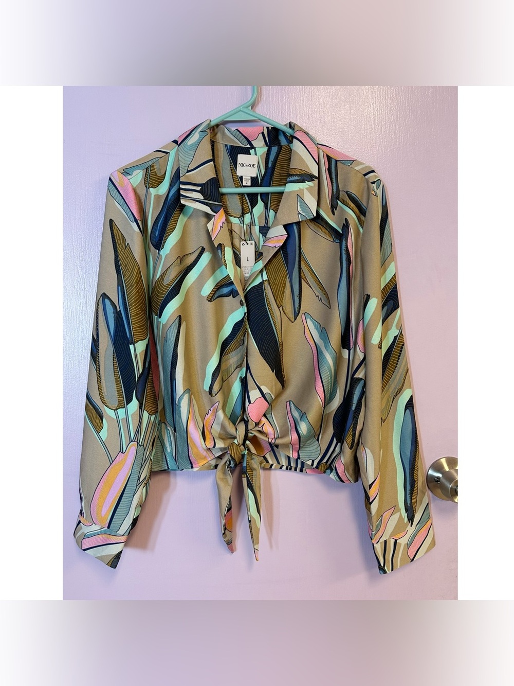 NWT Nic+ Zoe Multiple Colors Leaves Blouse Size L